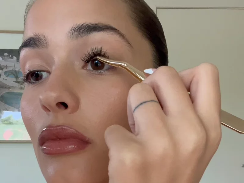 Lash Clusters