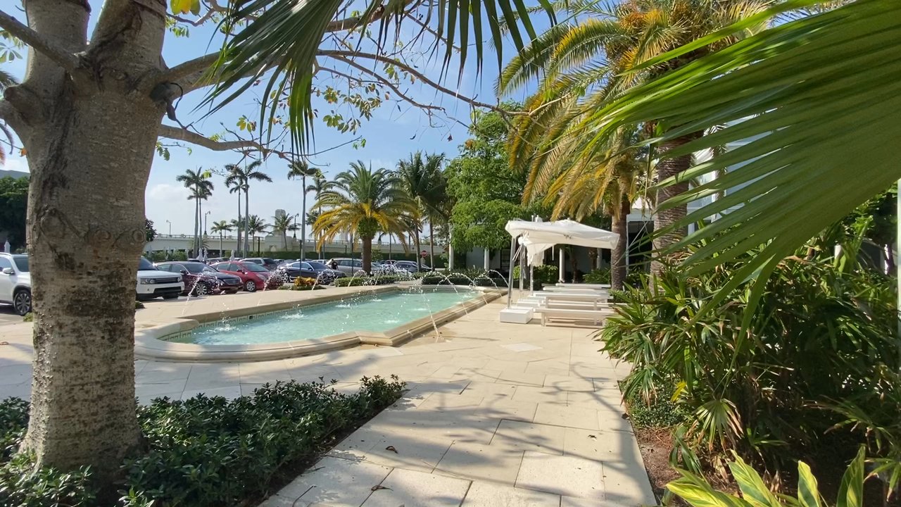 Palm Beach Grill - New American Near Me - Palm Beach, Florida