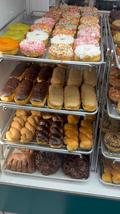 Seaside Donuts Bakery - Bakeries Near Me - Newport Beach, California