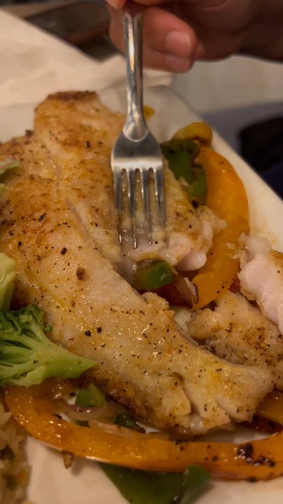 El Gordo Seafood - Blacked fish cooked frozen, you can tell by how watery/oily this is - Bars Near Me - Dallas, Texas