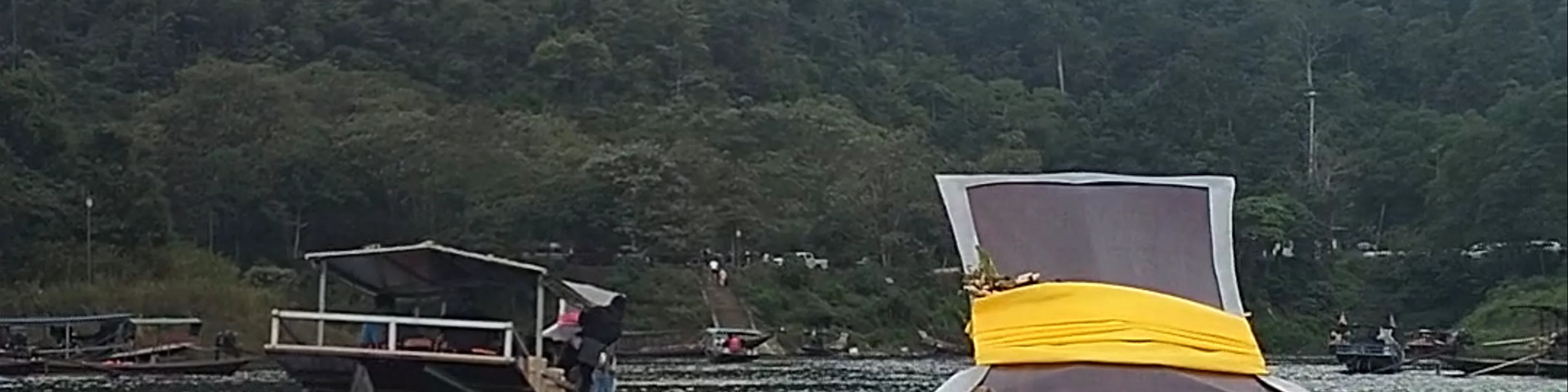 Cheow Lan Pier (Ratchaprapha Pier)
