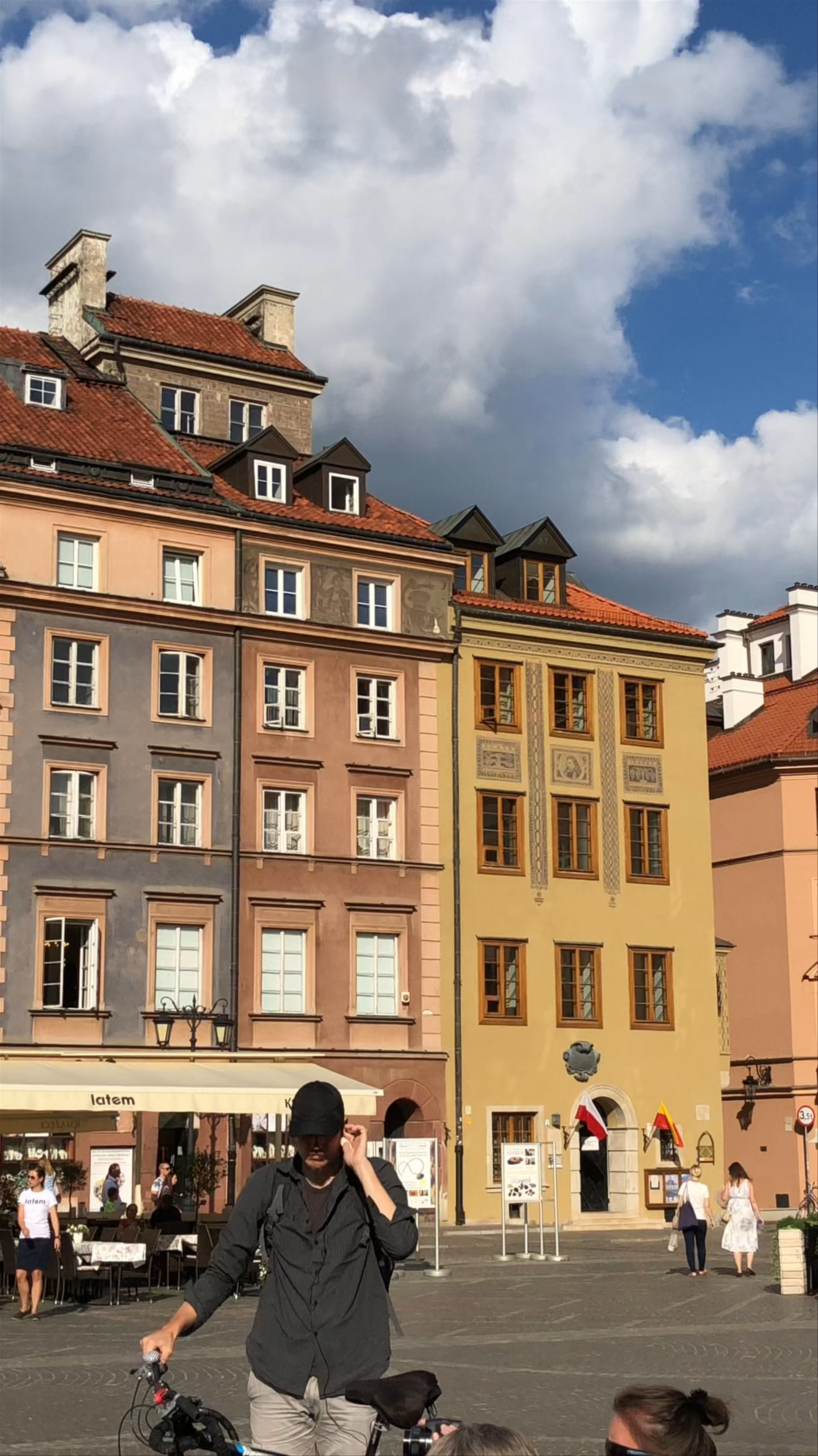 Old Town - Castle Square