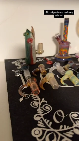 Preview pic of Lots of glass for sale, hmu for pricing on pieces individual or bulk, multiple different artists