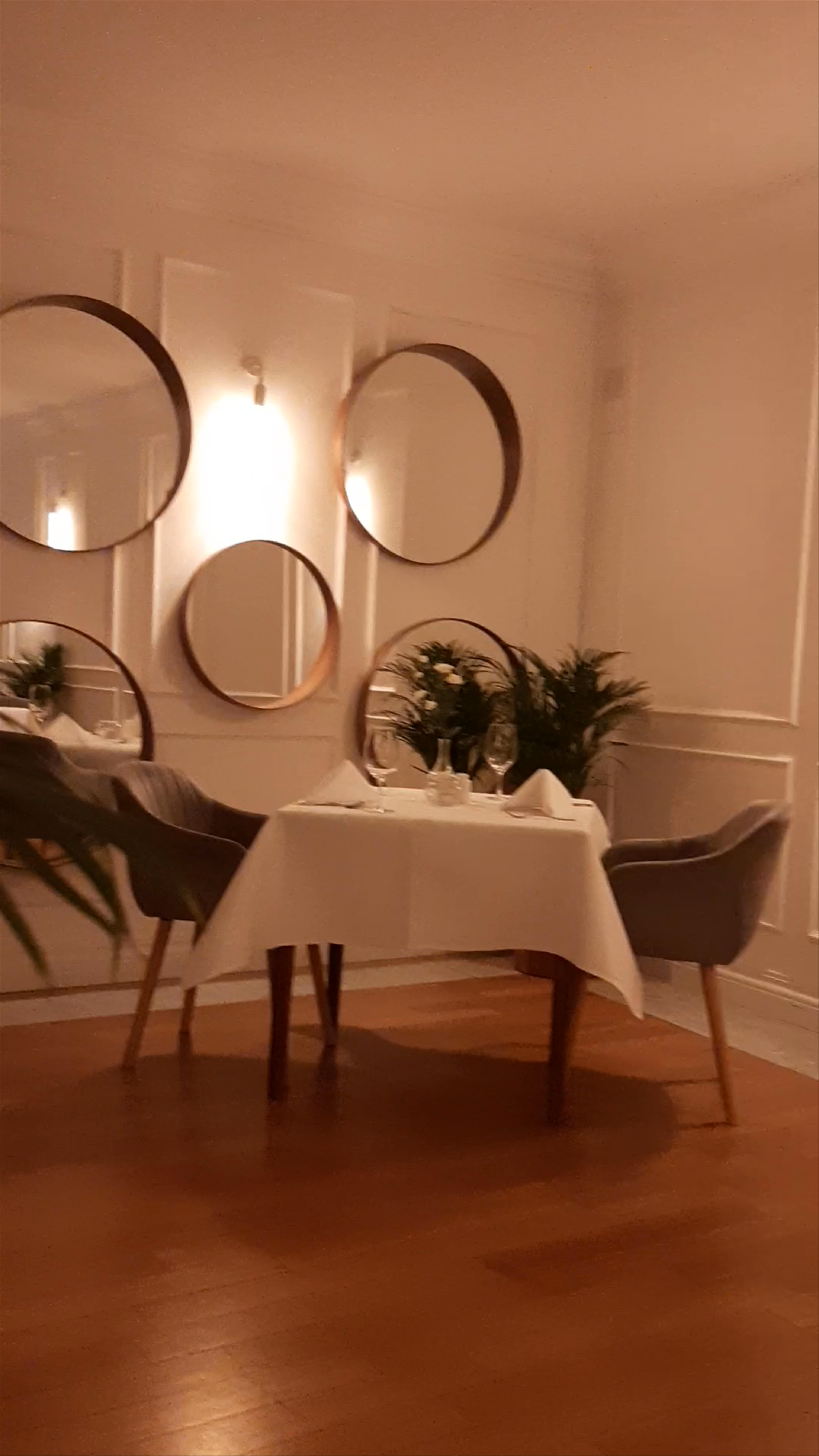 NIEZNANA. by IBB Grand Hotel Lublin