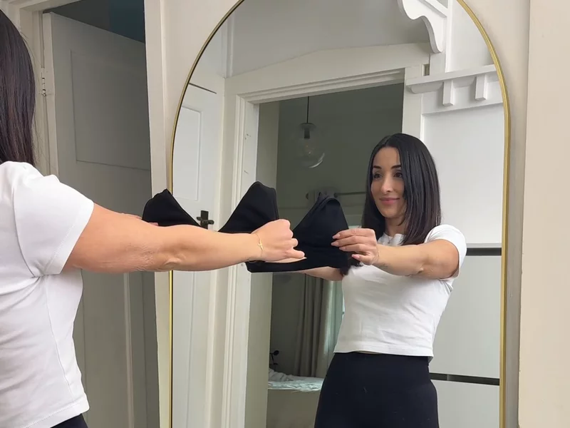 UGC Fitness/Apparel Sample