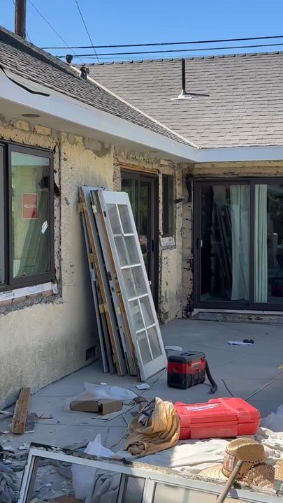R G E Construction - Roofing Near Me
