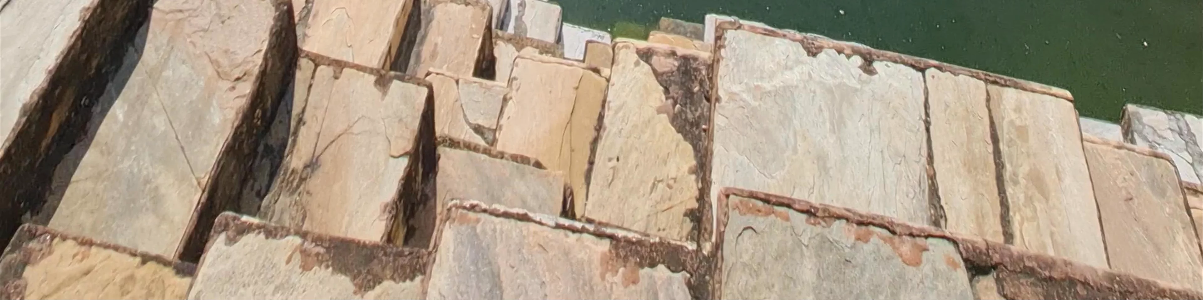 Panna Meena ka Kund