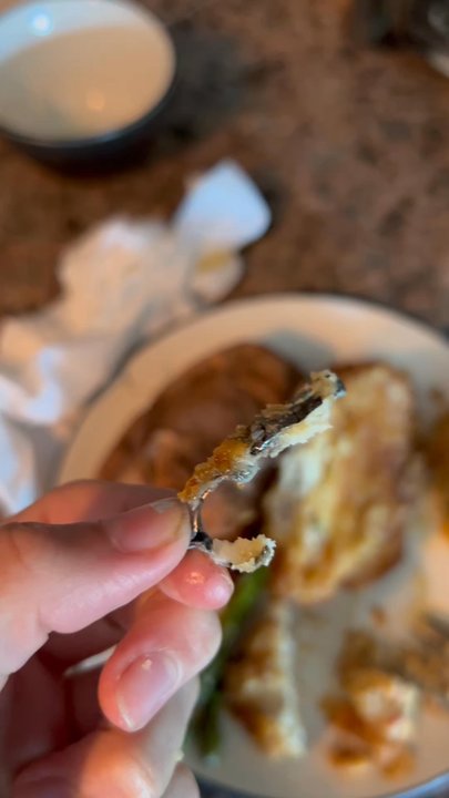 Lucky's Steakhouse - Metal piece found in food - Steakhouses Near Me - Imlay City, Michigan