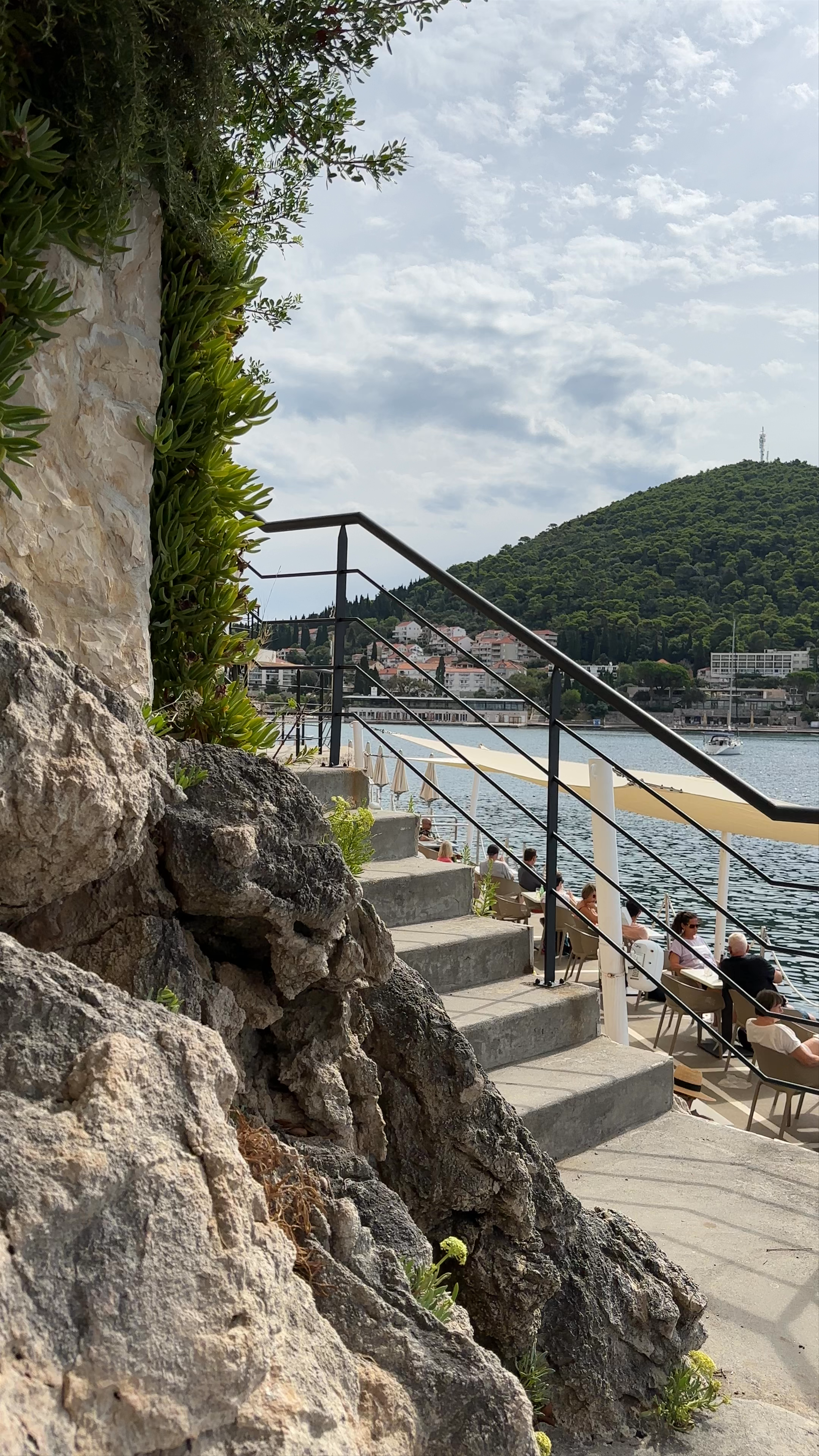 Cave Bar More: Seaside Chill Spot in Dubrovnik