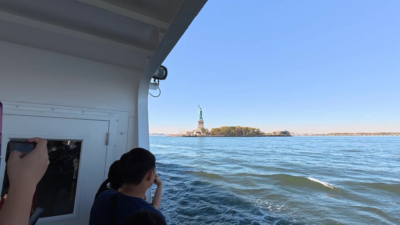 Circle Line Sightseeing Cruises - Circle Line Liberty Express Cruise - Boat Tours Near Me - New York, New York