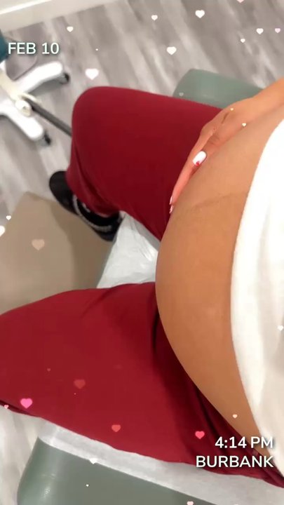 Vardui Asiryan, MD - Last check up appt before delivering baby with Dr. Asiryan - Obstetricians & Gynecologists Near Me - Burbank, California