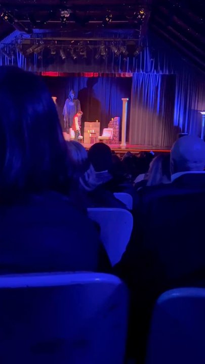 Mission Theatre - Actor for event good viewing from everywhere - Performing Arts Near Me - Fallbrook, California