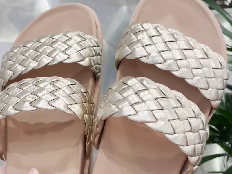 Frankie 4 Product Try-On