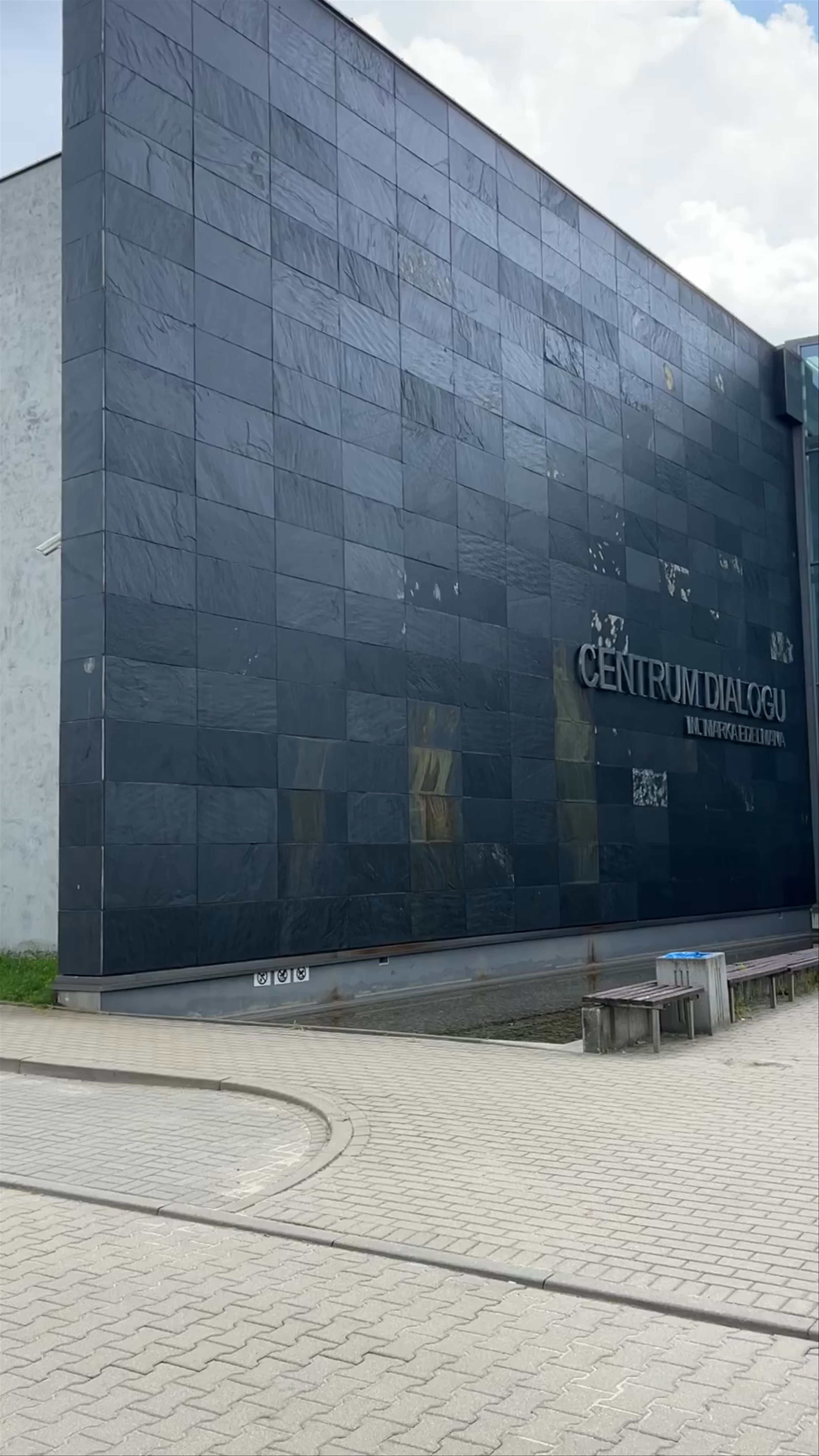 Centrum Dialogu im. Marka Edelmana: A Contemporary Space for Dialogue and Reflection in Łódź
