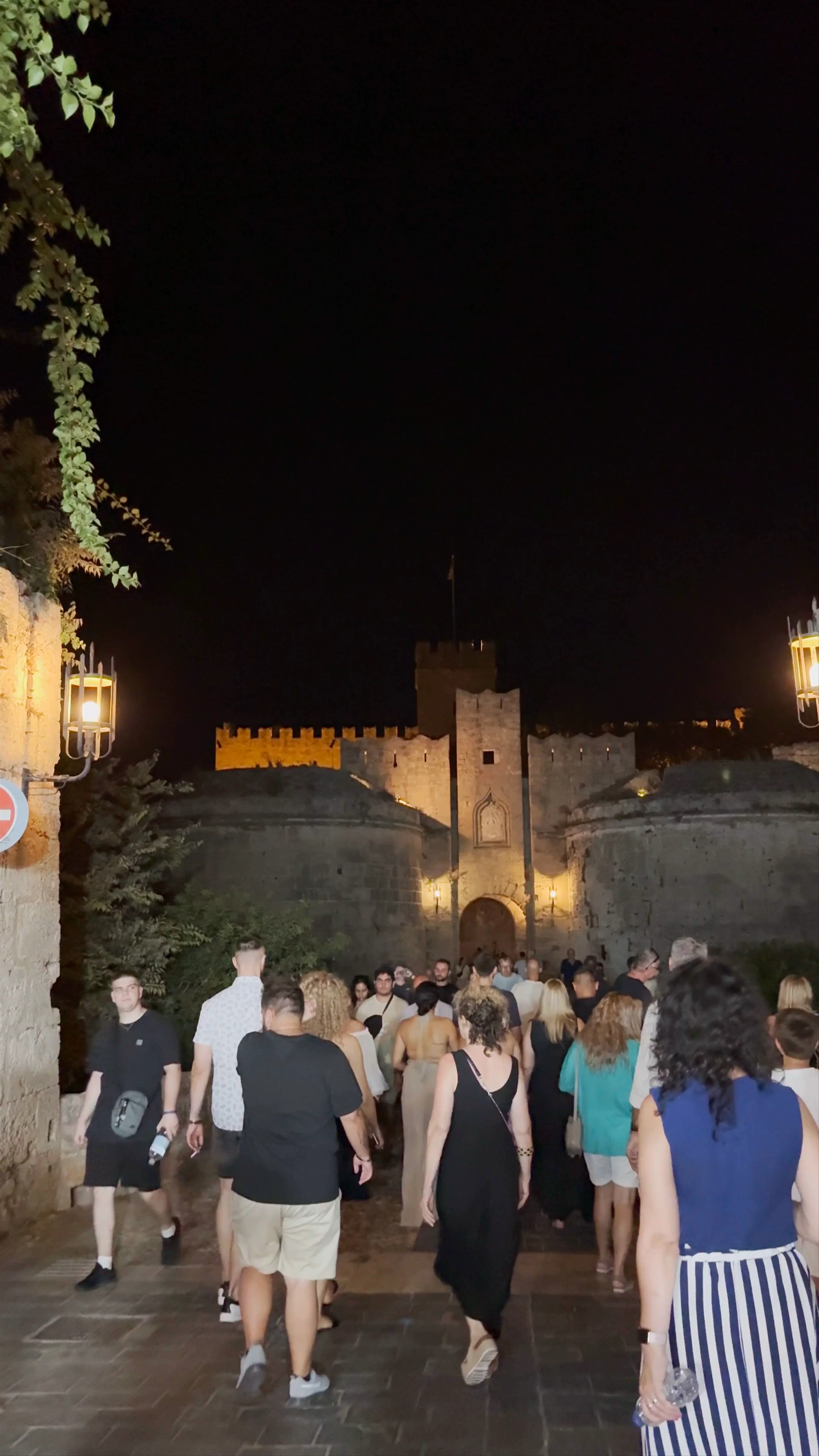 Medieval City of Rhodes, Platia Mouson