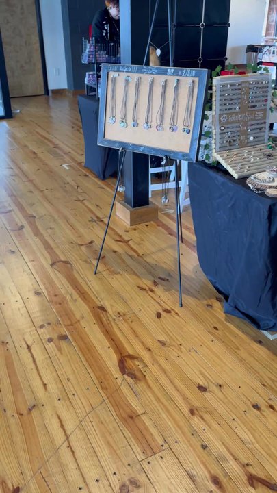 Finished Goods Brew Werks - Love the art markets in the barrel room them do the first Sunday of the month!! If you've never been I highly recommend checking it out!!!!! - Breweries Near Me - Winder, Georgia