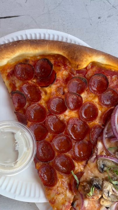 Rozzi Pizza - Pepperoni & Manhattan - Pizza Near Me - Santa Barbara, California