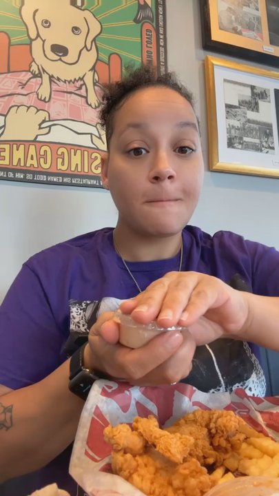 Raising Cane's Chicken Fingers - My honest review on my first time at raising canes - Chicken Shop Near Me - Fort Smith, Arkansas