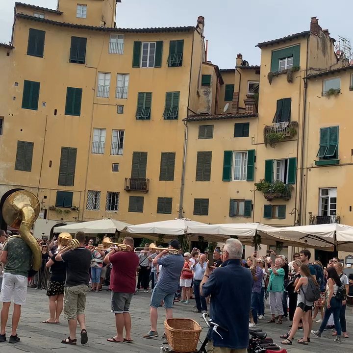 Piazza dell'Anfiteatro - 360 Degrees View from Center of Piazza - Landmarks & Historical Buildings Near Me - Lucca, LU