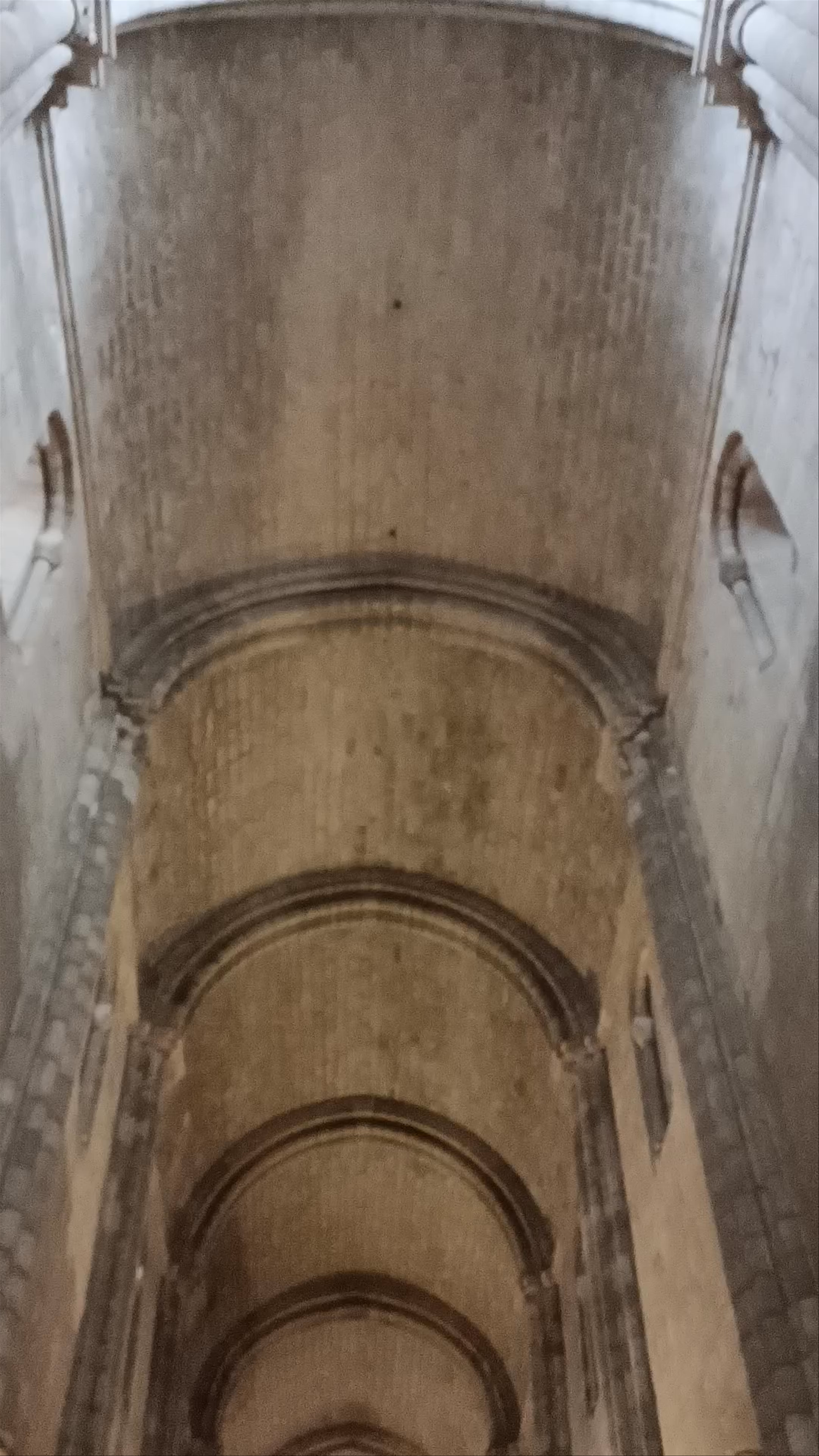 Catedral de Oporto: Majestic Gothic Architecture in Porto, Portugal
