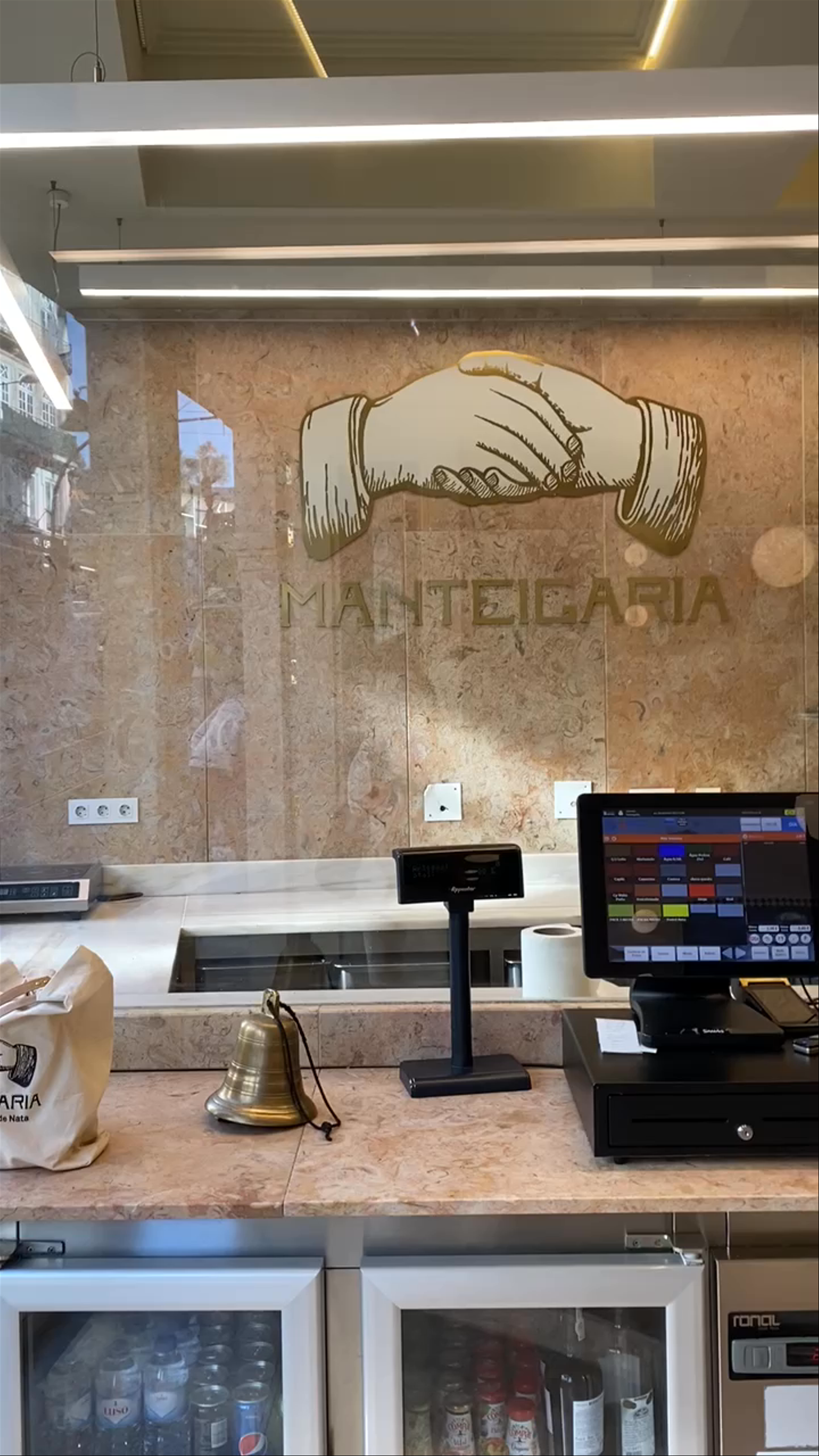 Manteigaria - Iconic Pastéis de Nata Bakery Experience in Lisbon
