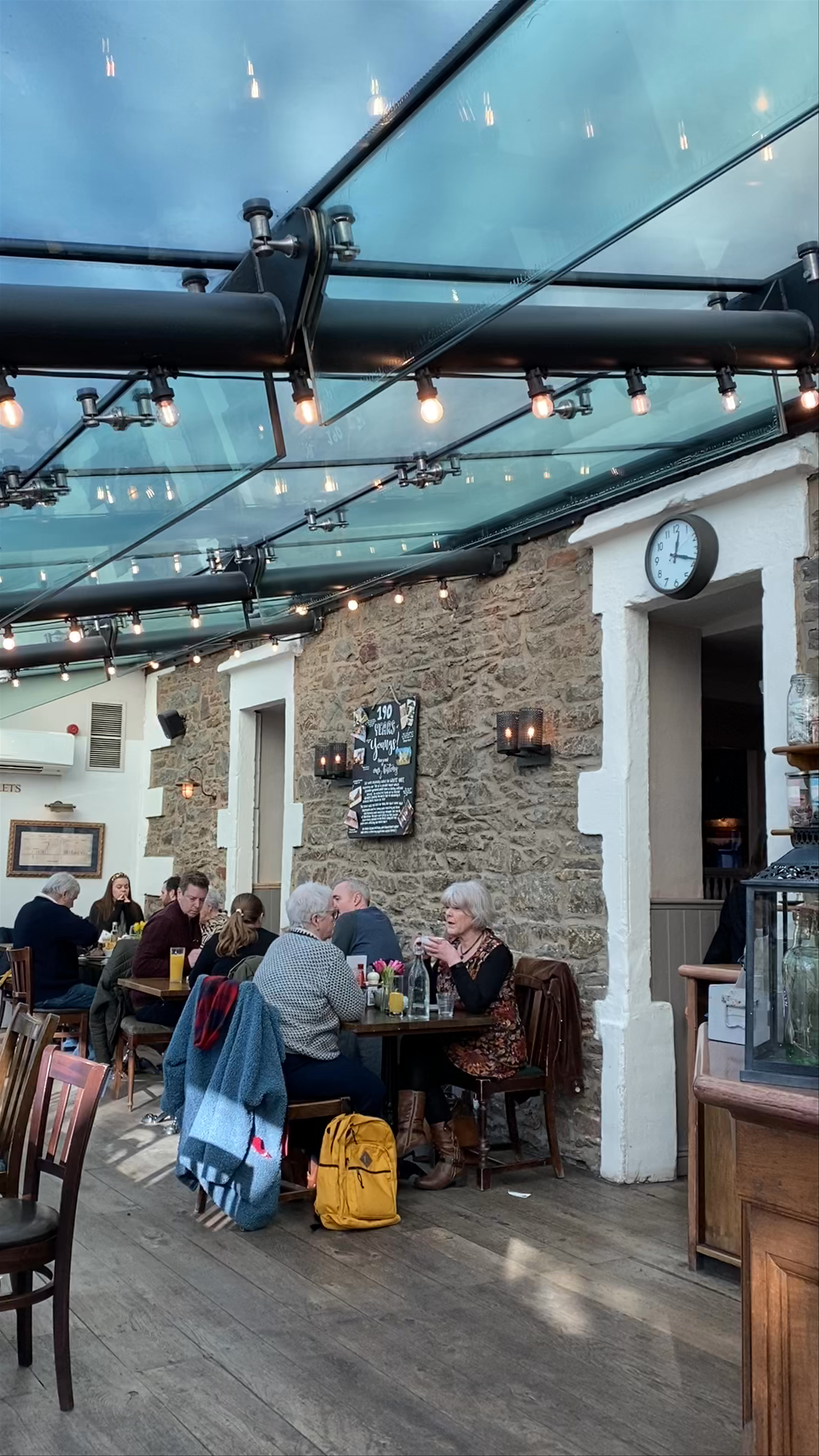 Cozy Rustic Dining at Lock Keeper Pub in Bristol