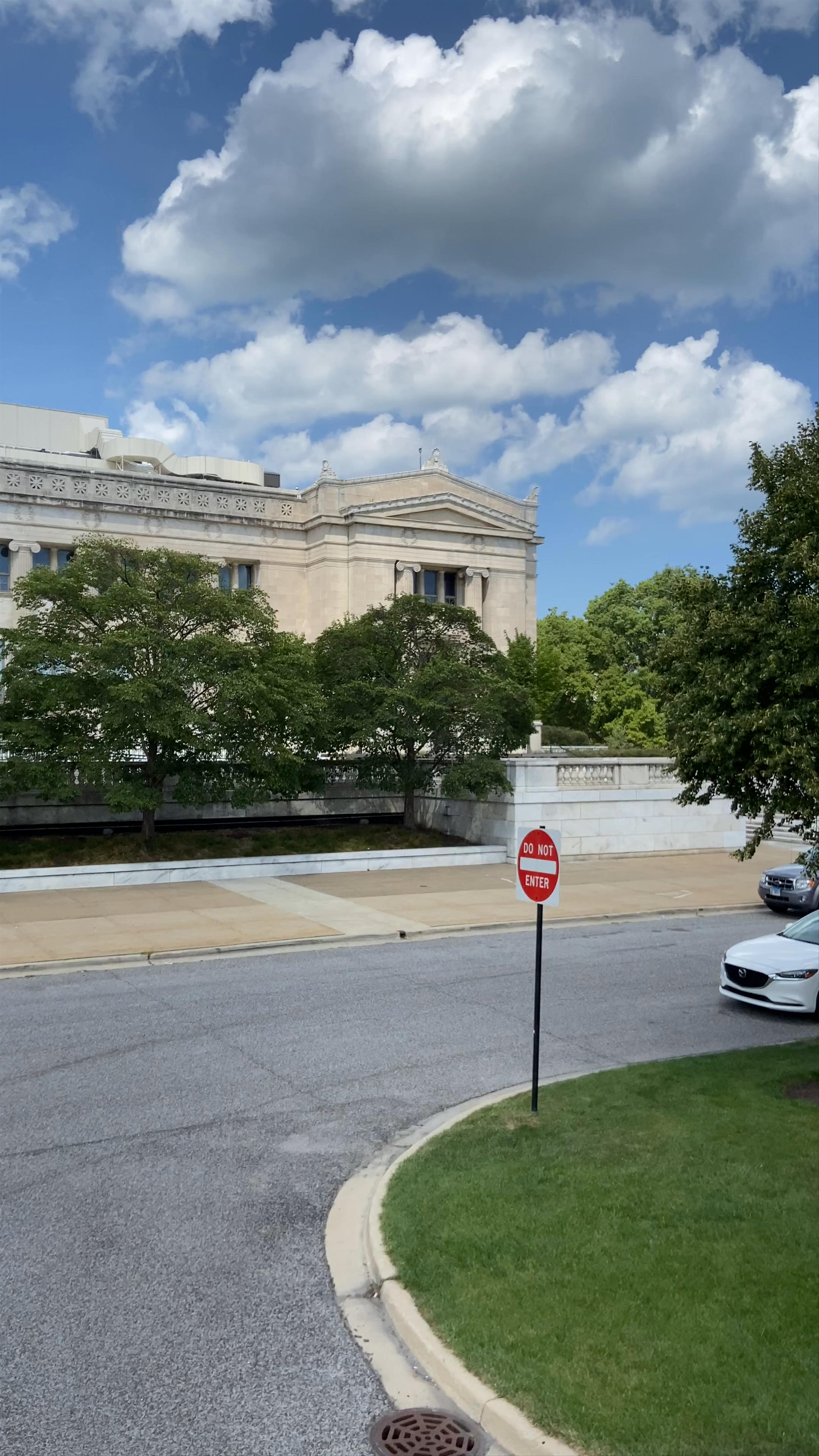 Discovering the Field Museum in Chicago: History, Nature, and Culture