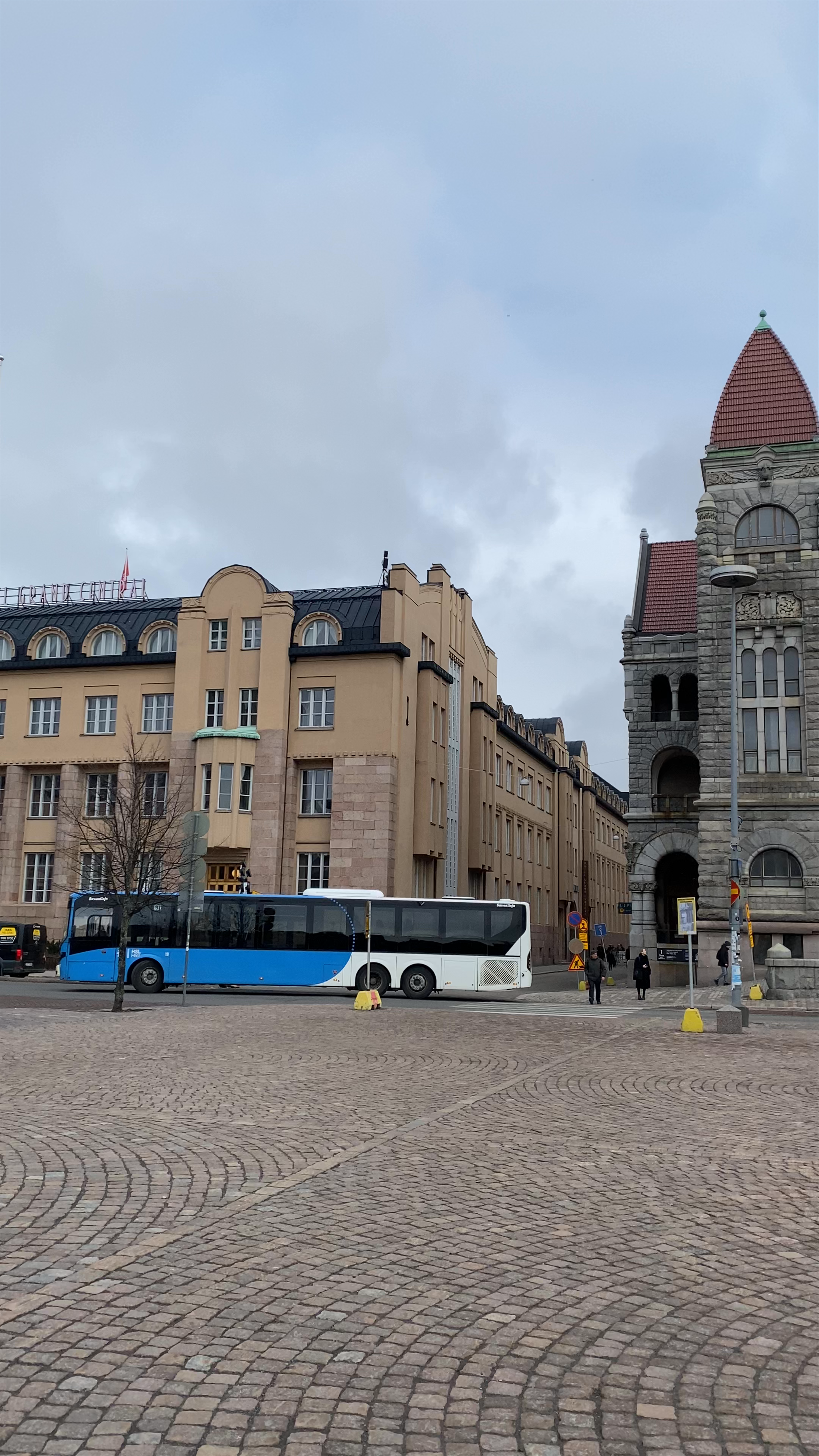 Rautatientori: Historic Square Vibes in Helsinki