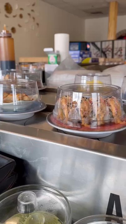 Yi sushi - Sushi Bars Near Me - Vancouver, Washington