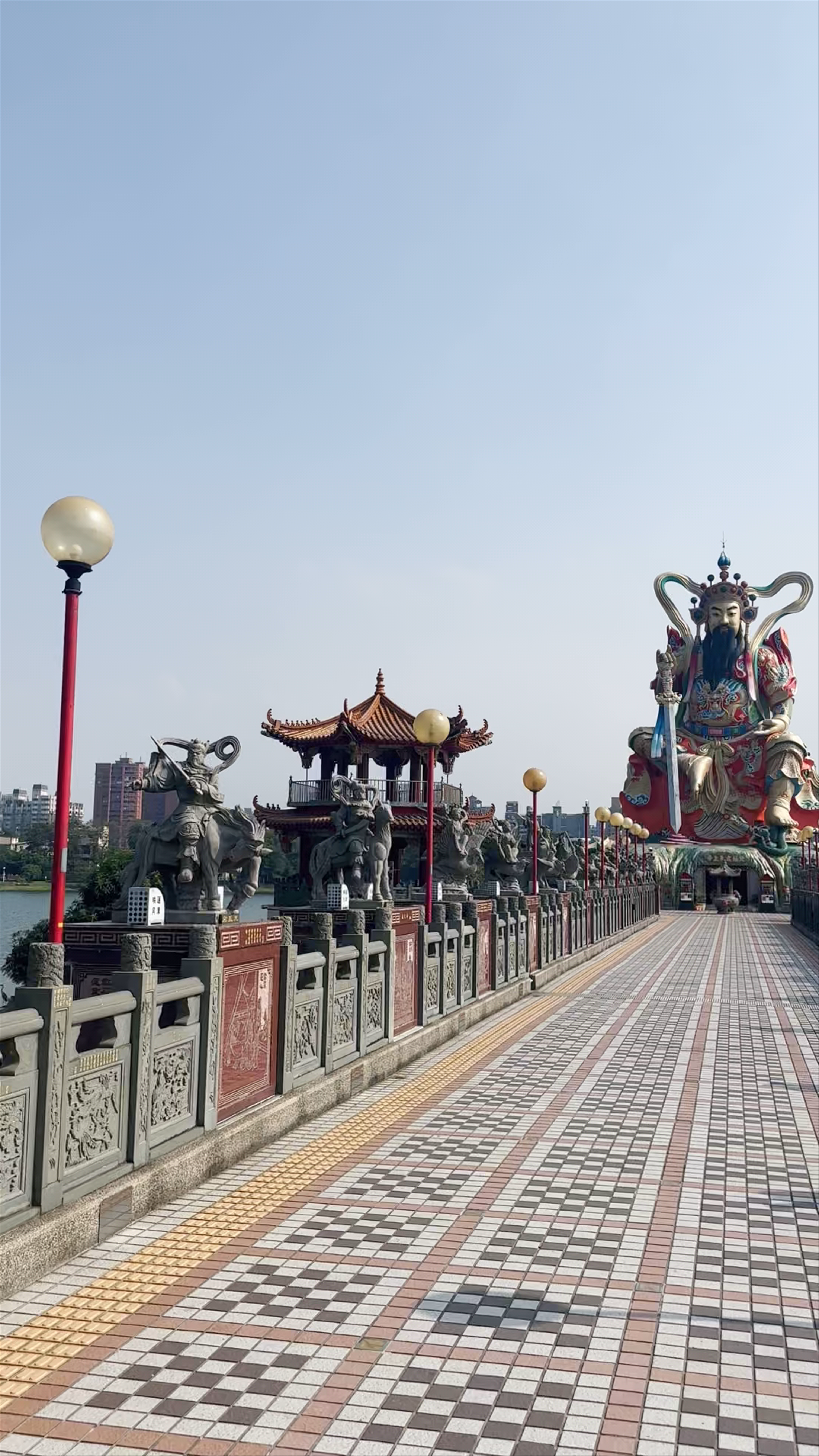 Zuoying Temple: Majestic Spiritual Landmark in Wu Zhong, Ningxia
