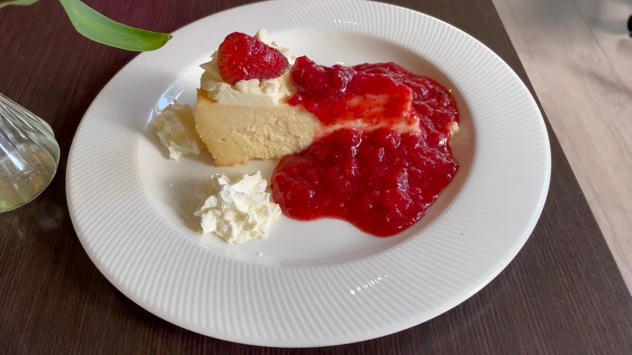 True Confections - Strawberry Cheesecake - Desserts Near Me - Vancouver, British Columbia