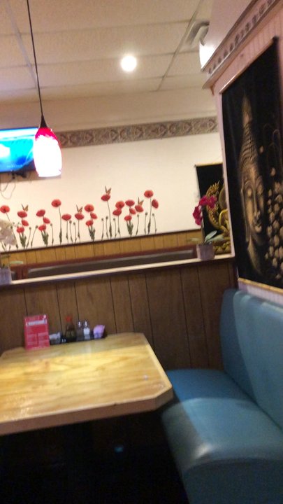 Thai Cafe - looking at the right side of the restaurant... very small, quaint, clean, authentic... - Thai Near Me - Orange Park, Florida