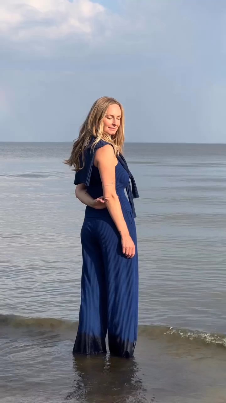 Ribbed Wide-Leg Pants - Navy | VERA – SALANIDA