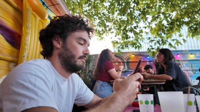 La veille des 33 ans de Brice