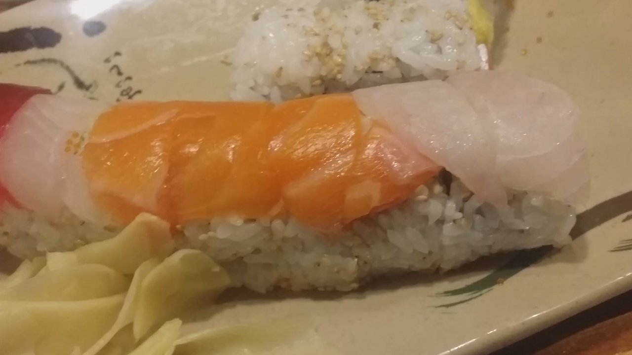 Sushi On Bloor - No class at all. Food looked worse than a pre packaged one from 7-11 - Sushi Bars Near Me - Toronto, Ontario