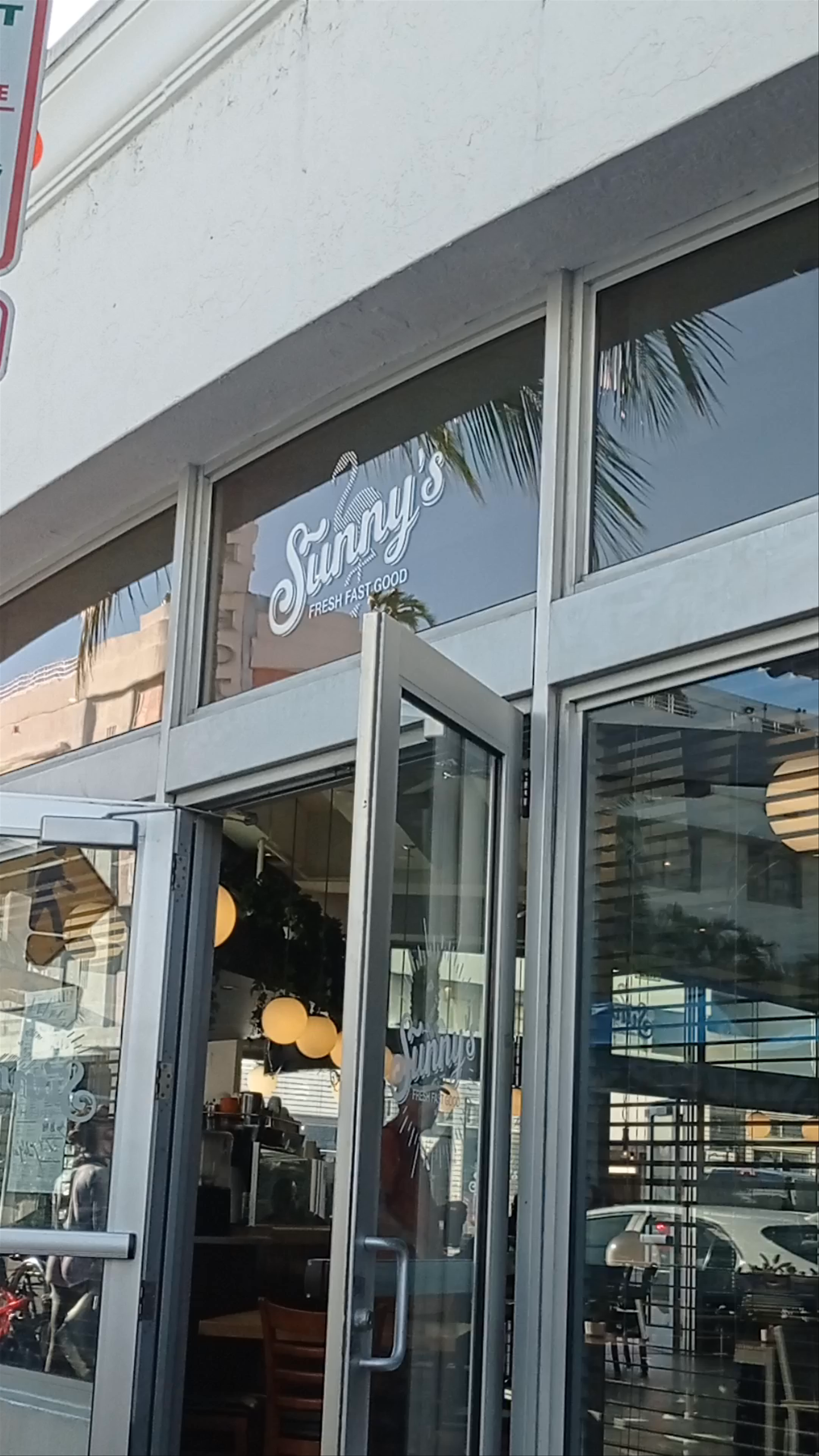 Sunny's Breakfast Bliss on Collins Avenue, Miami Beach