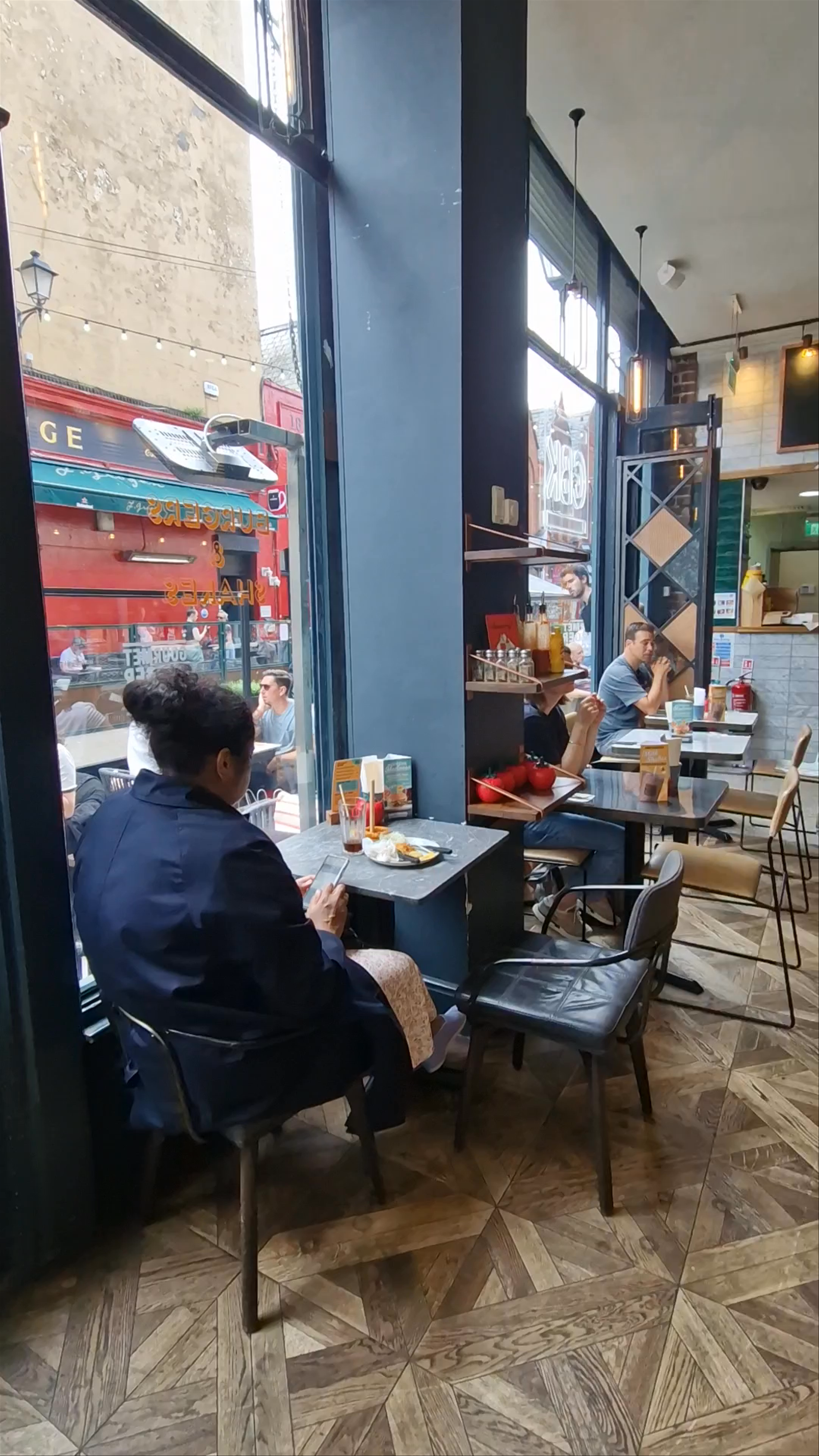 Gourmet Burger Kitchen (GBK)