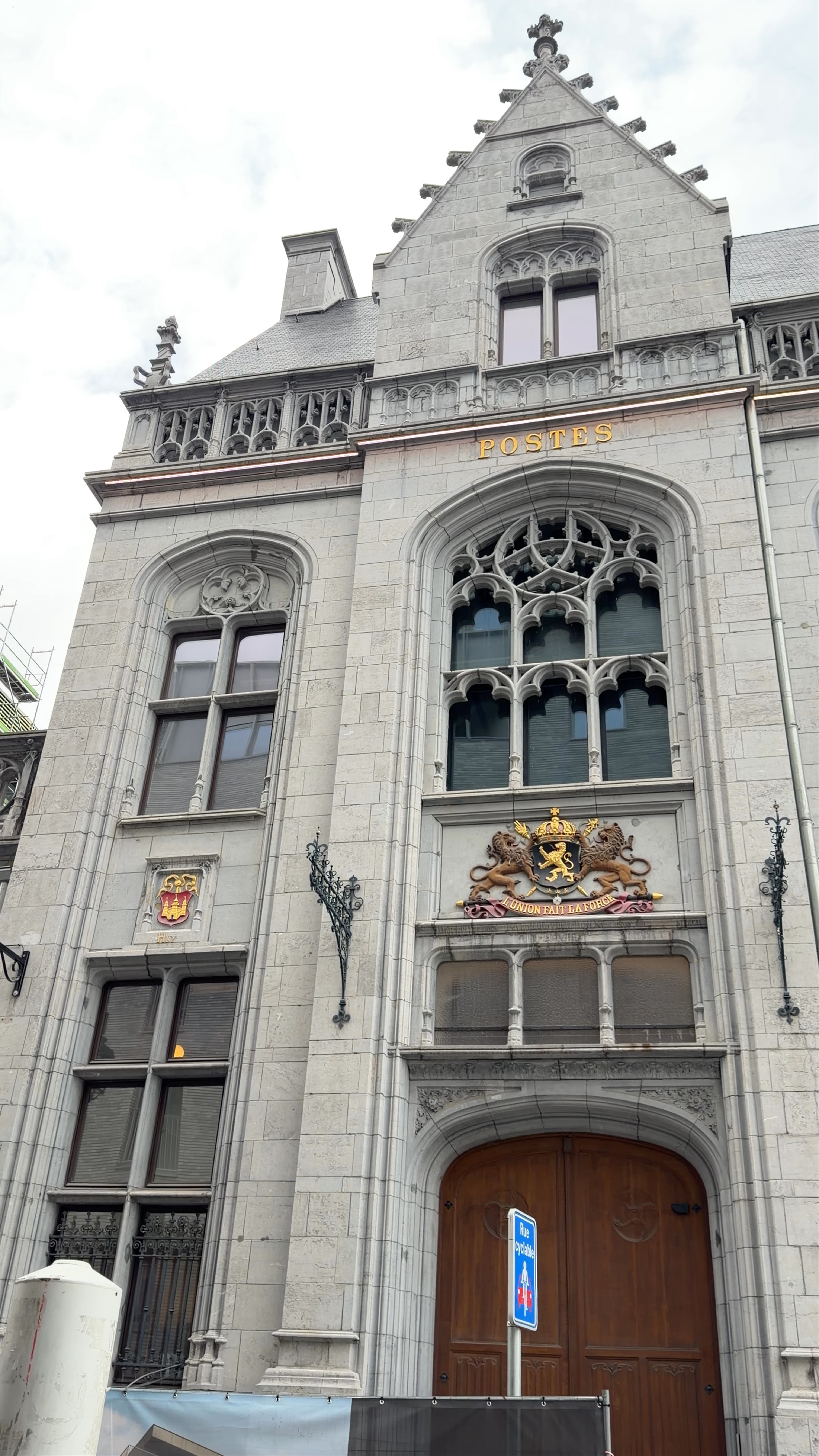 Grand Poste