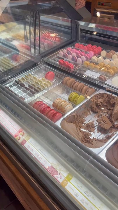 Amorino - Ice Cream & Frozen Yogurt Near Me - Marseille, 13