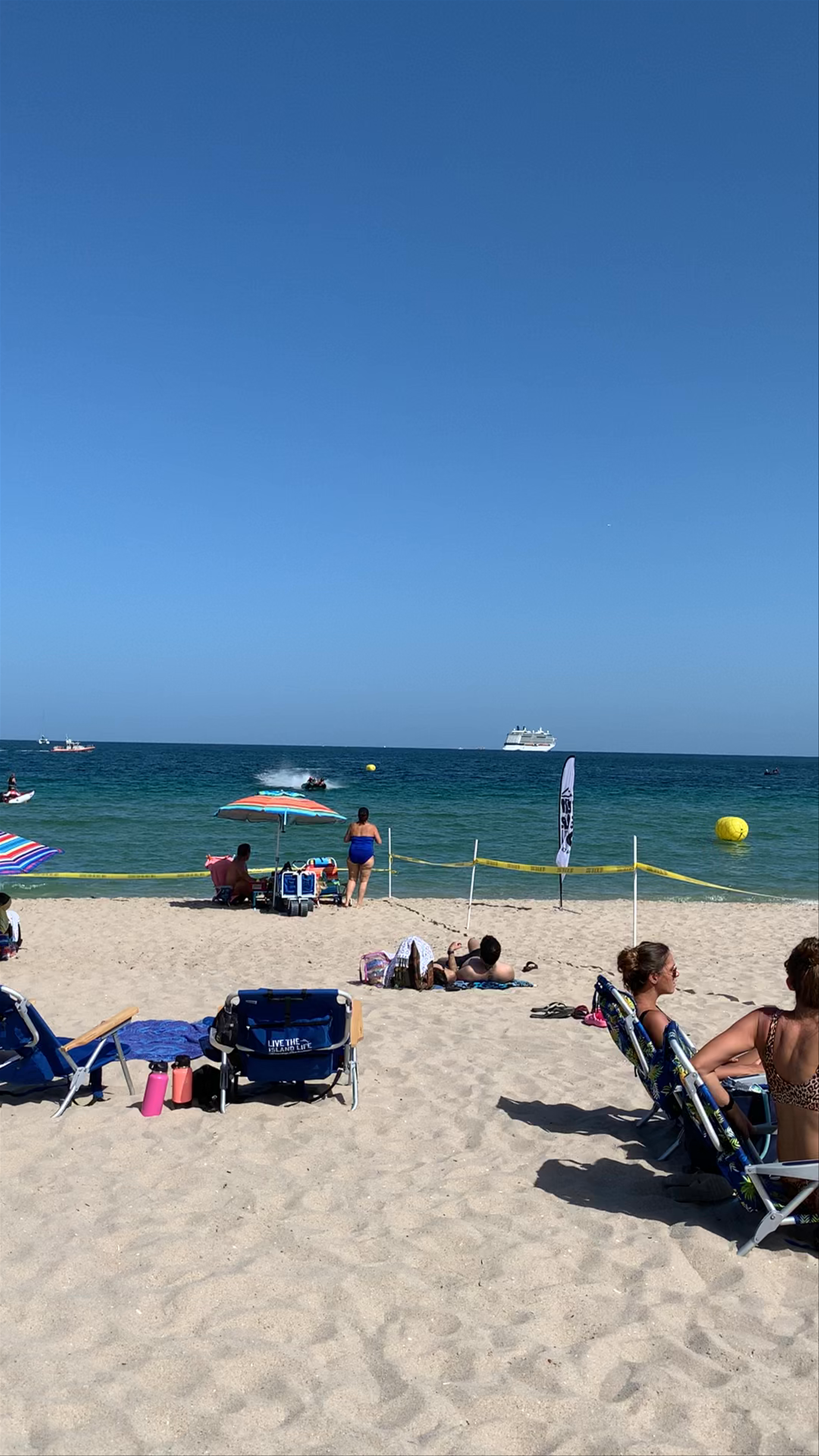 Las Olas Beach