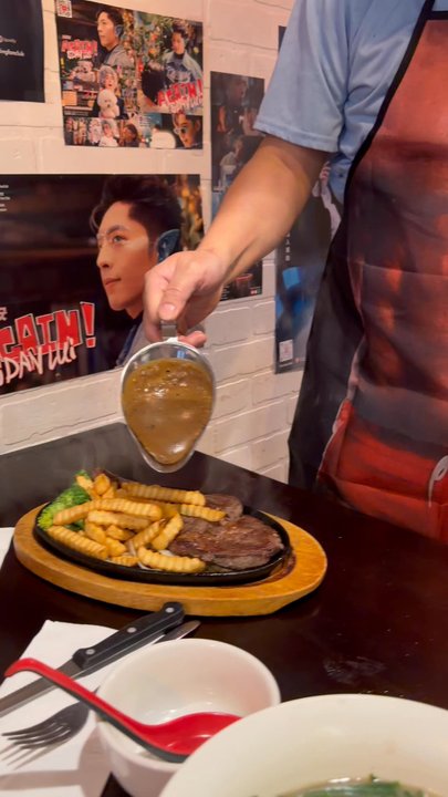 HKS KITCHEN - Sizzling steak - Hong Kong Style Cafe Near Me - Staten Island, New York