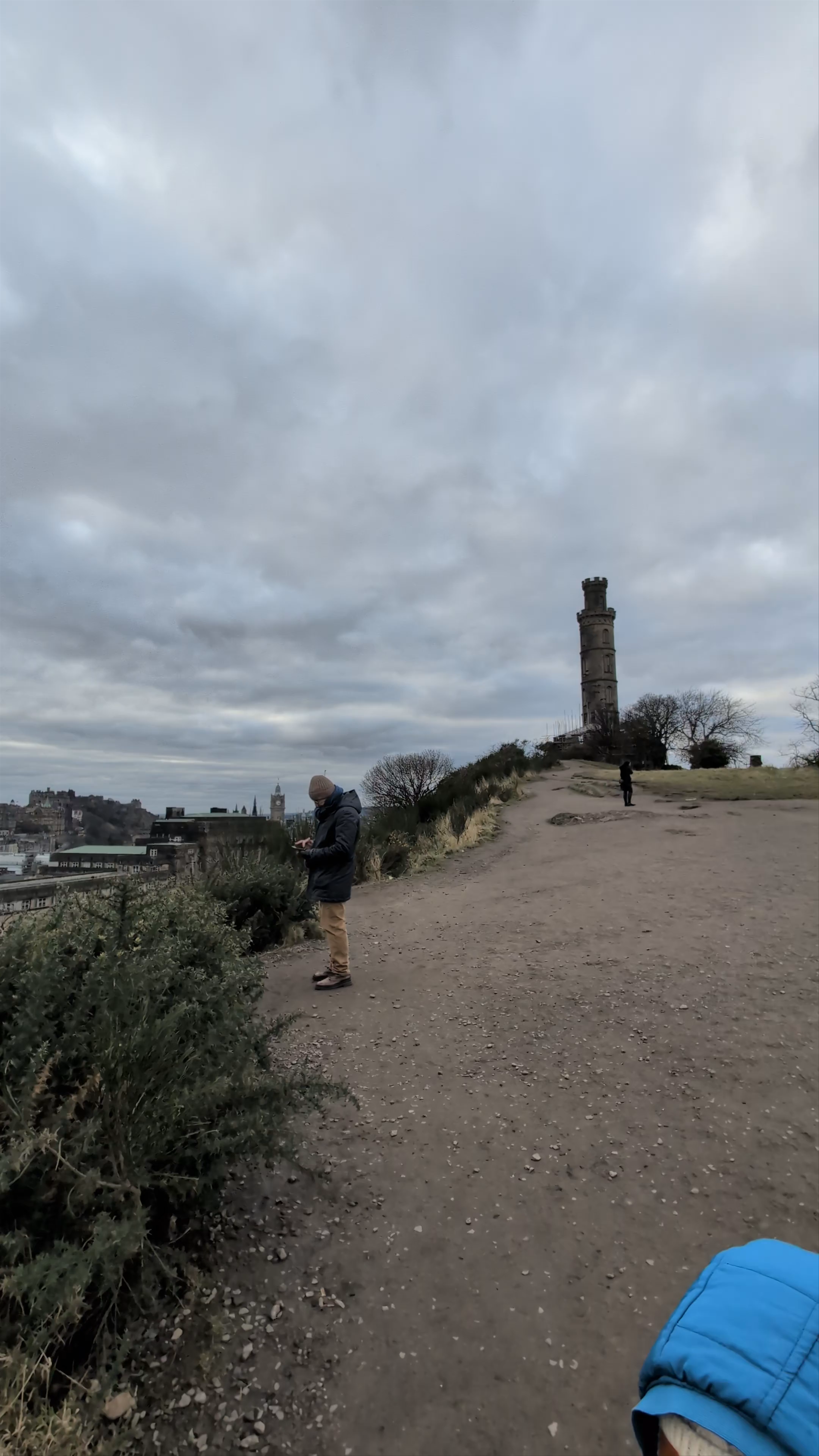 South Viewpoint: Moody Winter Vistas of Edinburgh