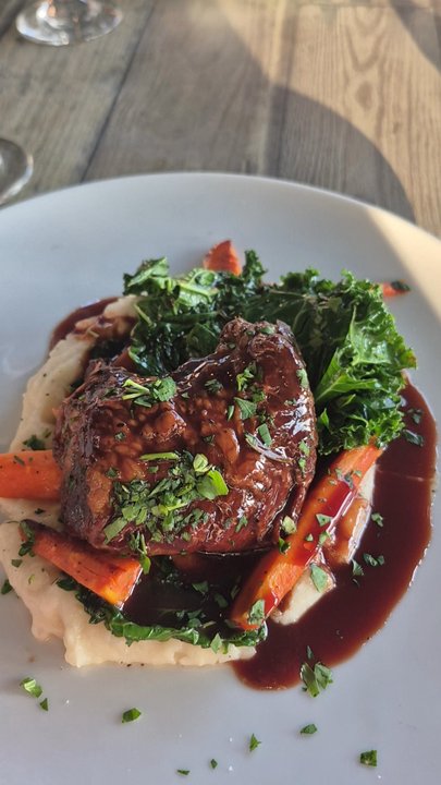 Lake House - Wine Bars Near Me - Cornelius, North Carolina