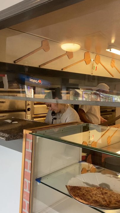 Vito's Pizzeria - Pizza Near Me - Wolcott, Connecticut