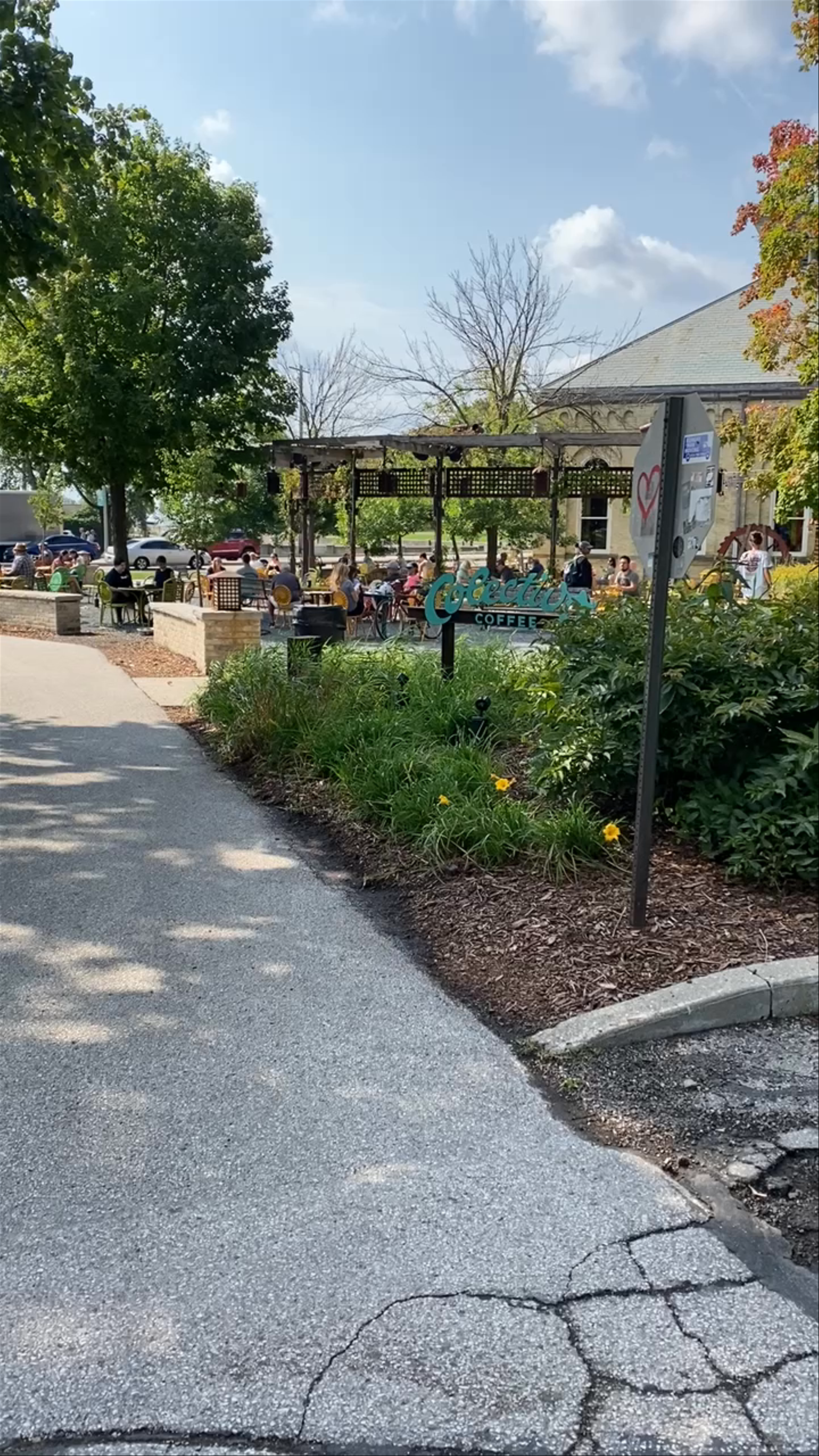 Colectivo Coffee Lakefront