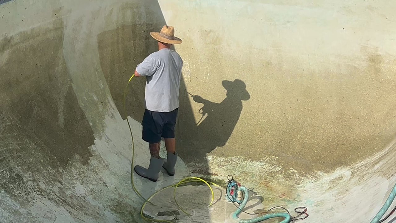 Duran Pool Plastering - Pool & Hot Tub Service Near Me - Baldwin Park, California