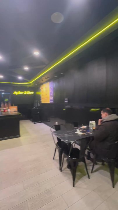 Slappin Chick - Astoria - Chicken Shop Near Me - City, New York