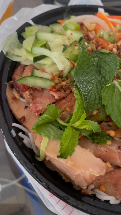 Ace Banh Mi - Grilled chicken vermicelli bowl - Vietnamese Near Me - Chino, California