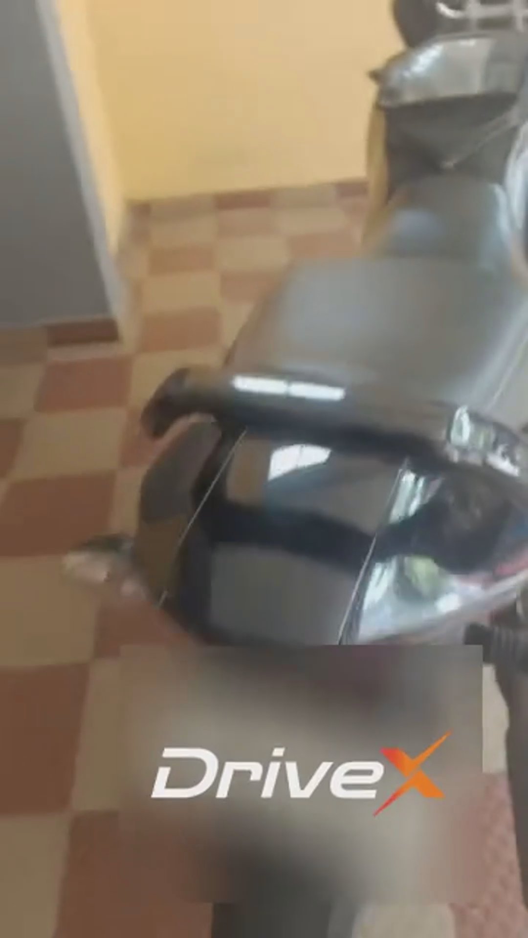 Walk-around video thumbnail