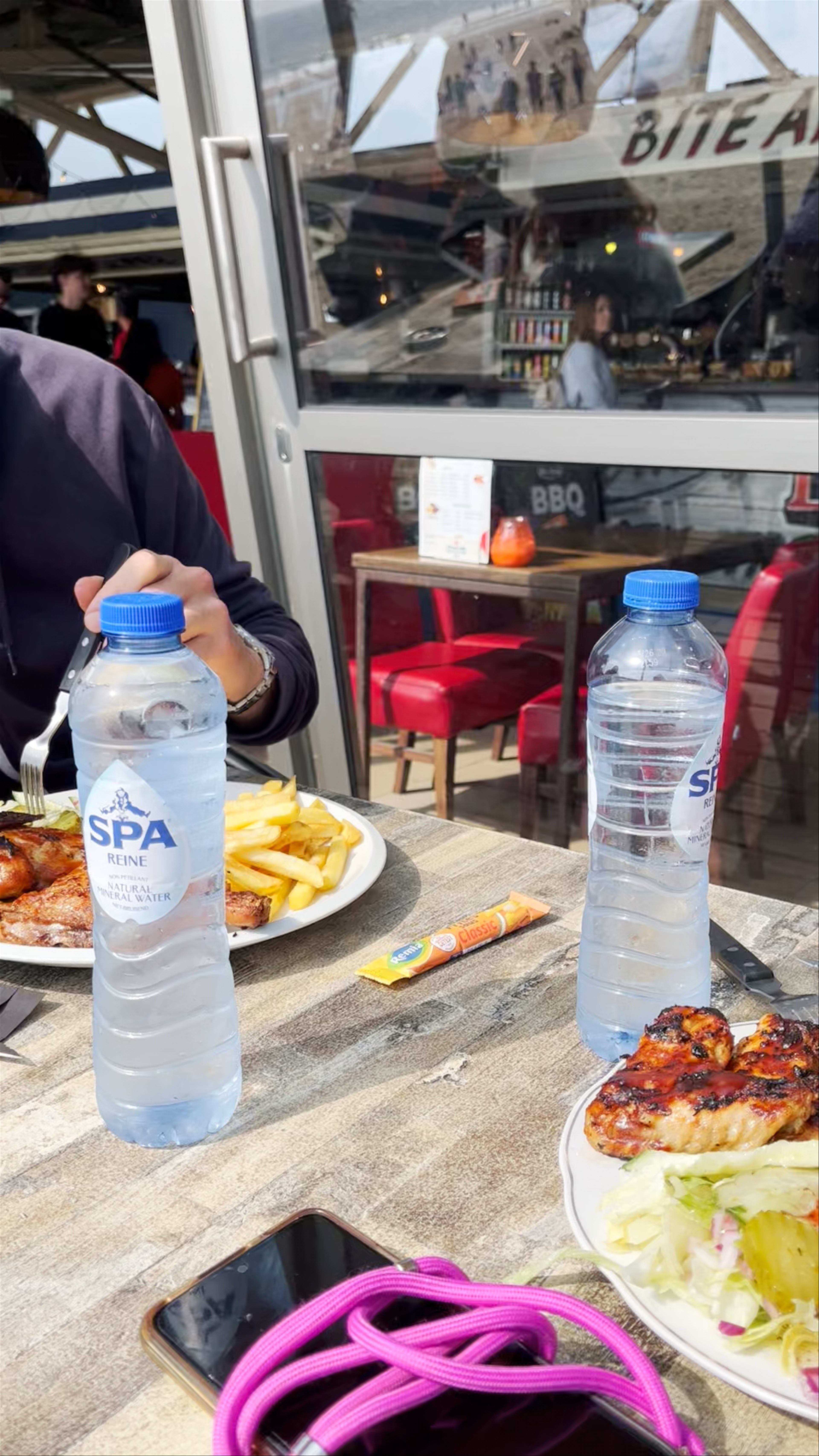 Sunny Beachside Dining at Restaurant Bite Away, The Hague